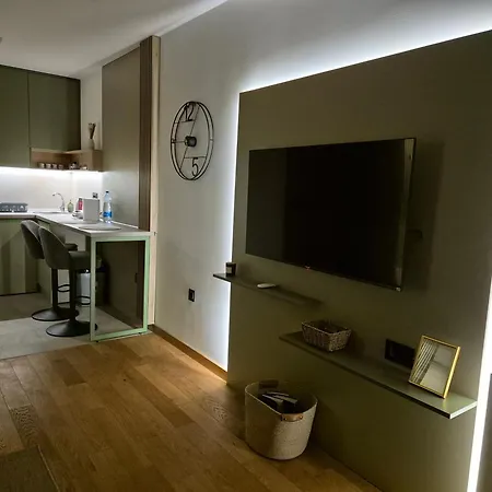 Sajam 2 Apartment Нови Сад Екстериор снимка